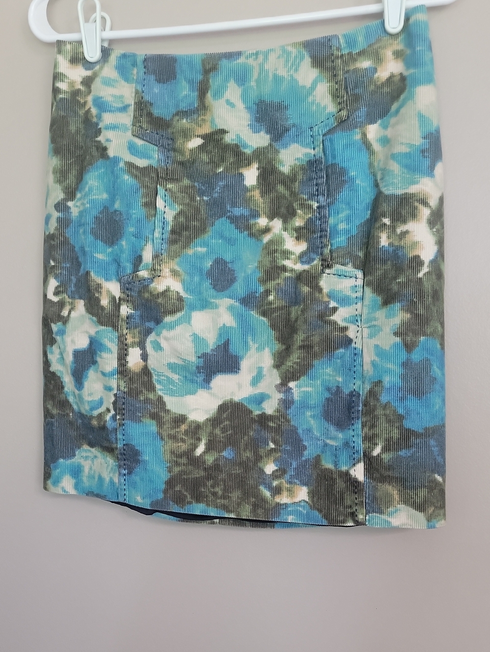 Anthropologie 9-H15 STCL Blue And Green Floral Corduroy Pencil Skirt Size 4